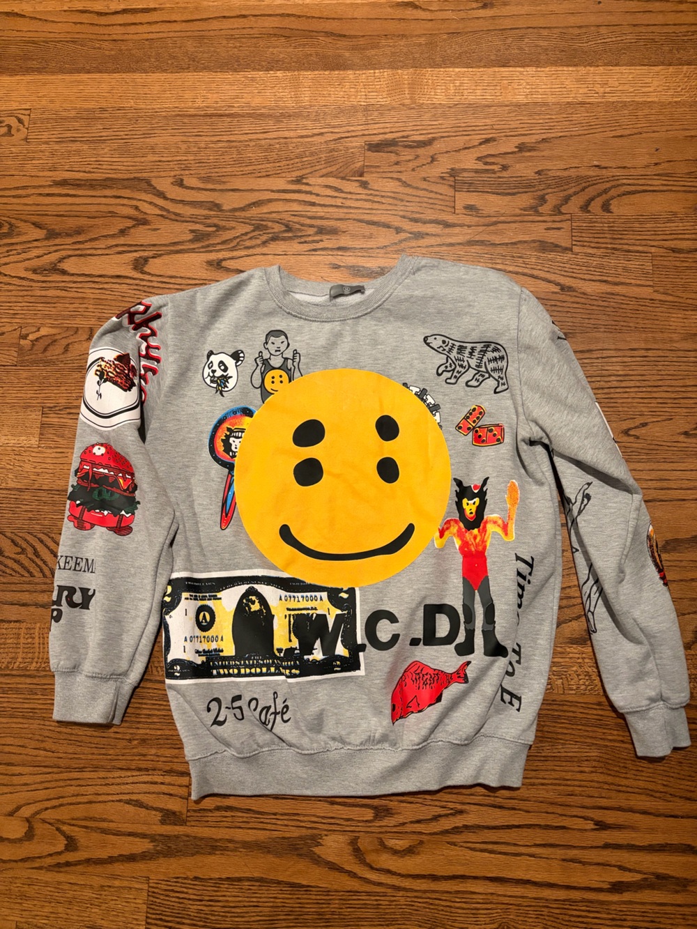 Graphic Smiley Face Patch Crewneck Sweatshirt - Gray & Yellow